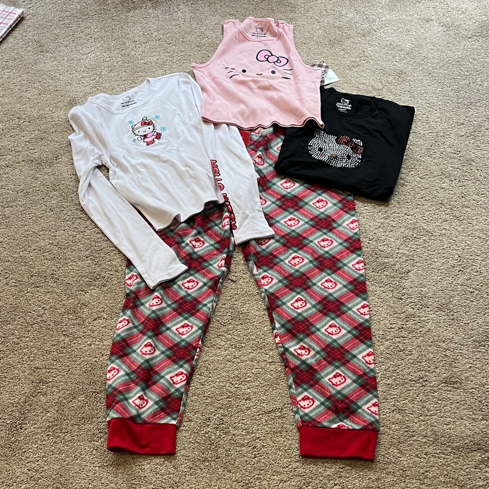 Hello Kitty Women’s Bundle